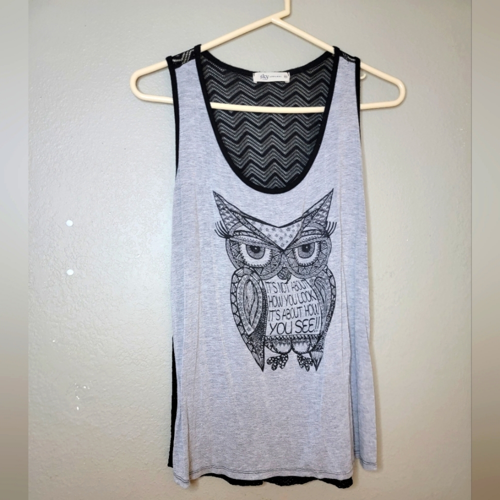 Women's plus size graphic tank with lace back size 2xl